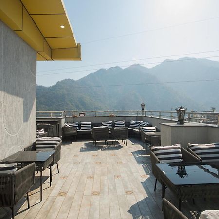 Moustache Rishikesh Luxuria Hostel Εξωτερικό φωτογραφία