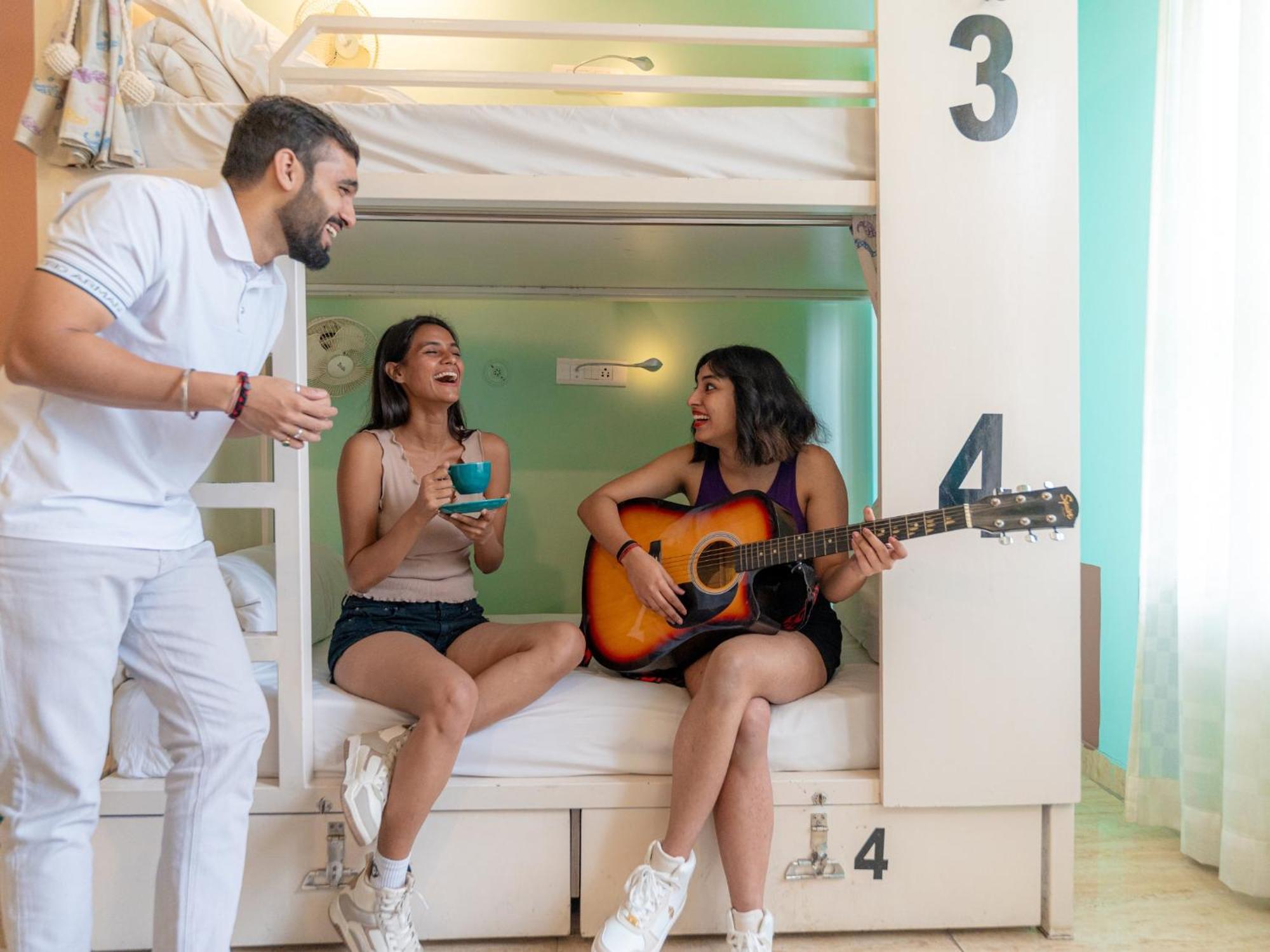 Moustache Rishikesh Luxuria Hostel Εξωτερικό φωτογραφία