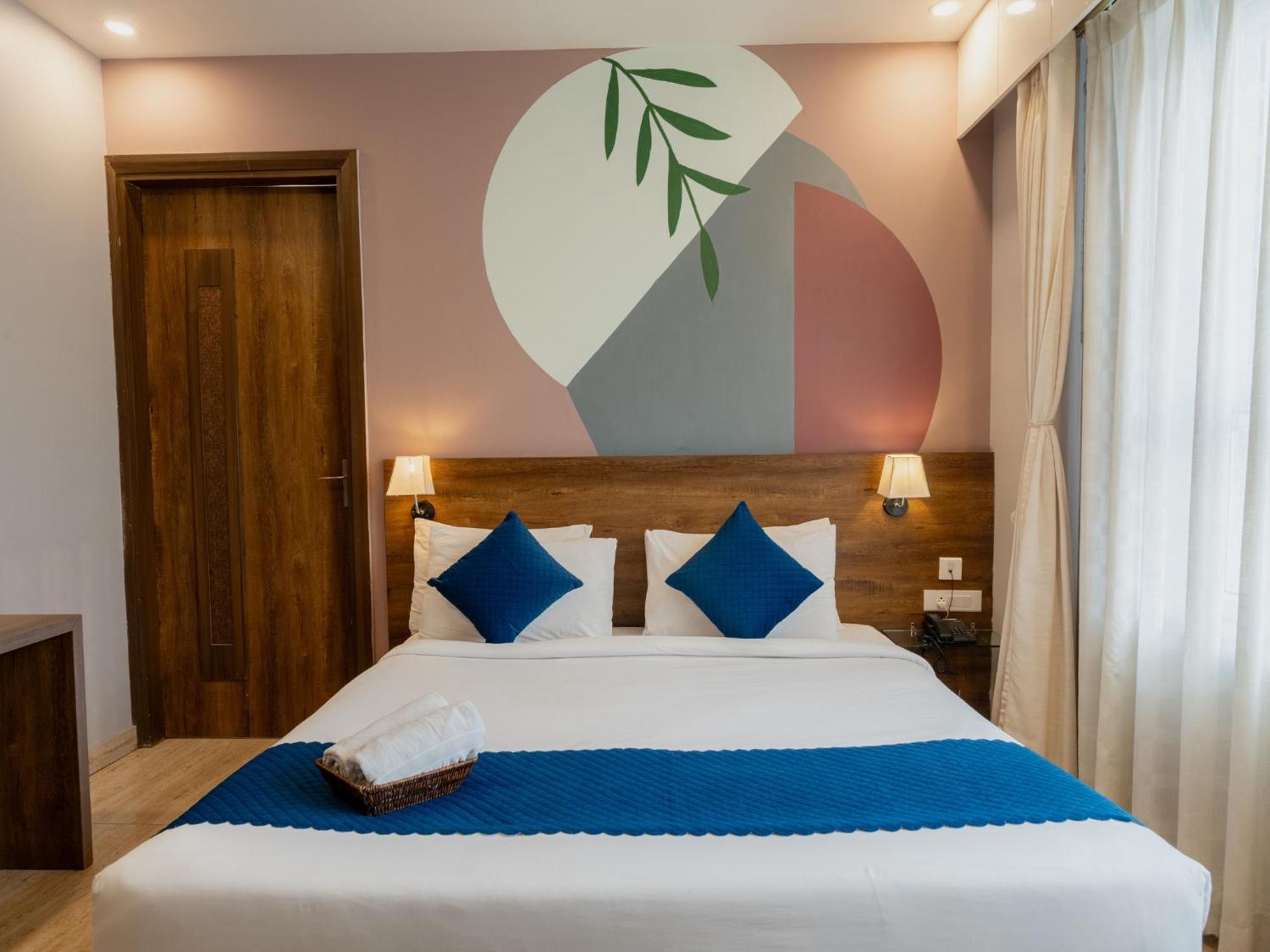 Moustache Rishikesh Luxuria Hostel Εξωτερικό φωτογραφία