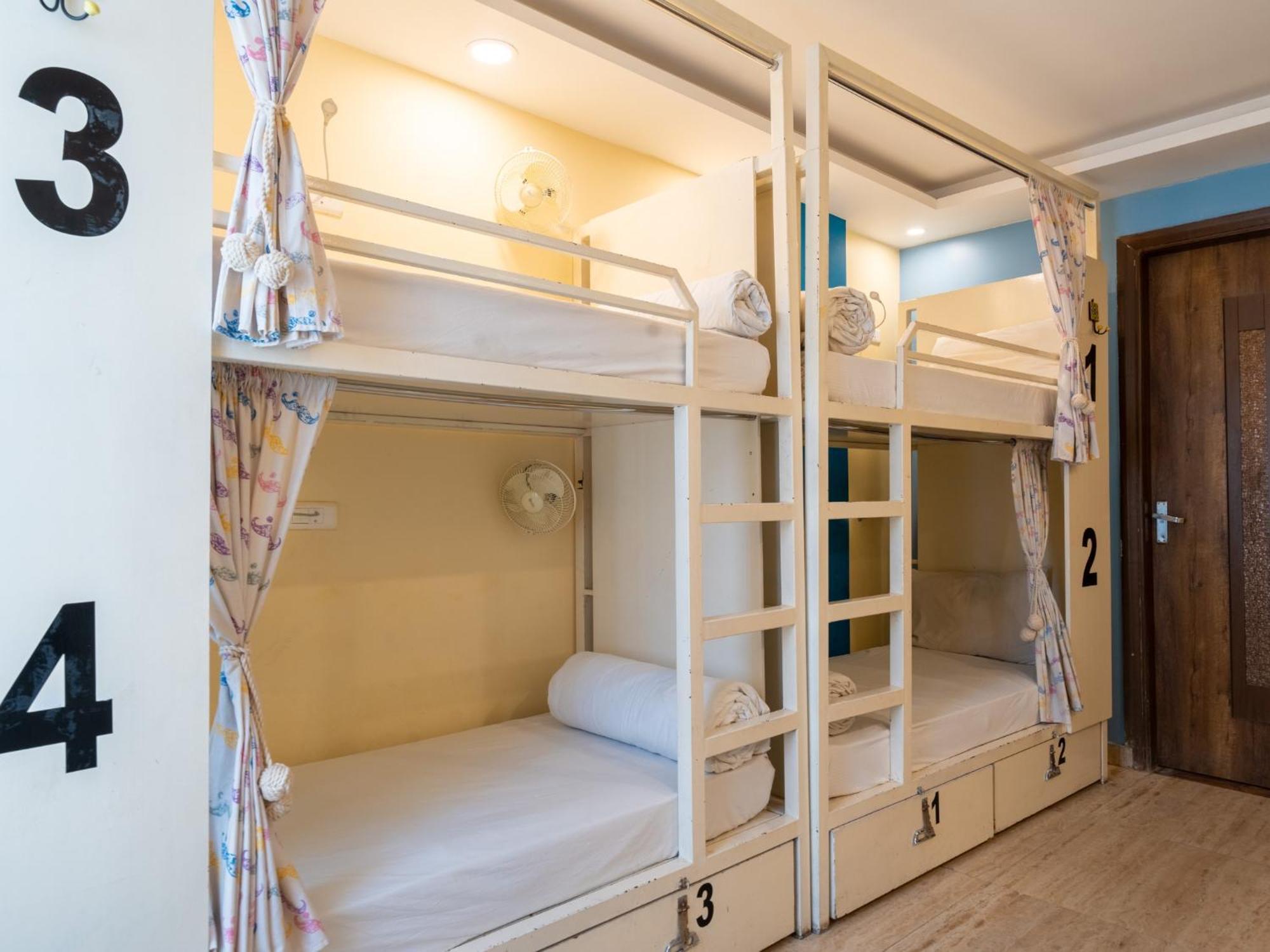Moustache Rishikesh Luxuria Hostel Εξωτερικό φωτογραφία