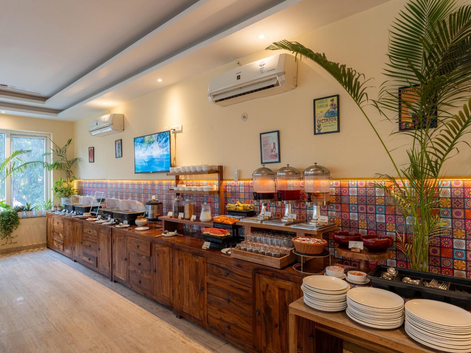Moustache Rishikesh Luxuria Hostel Εξωτερικό φωτογραφία